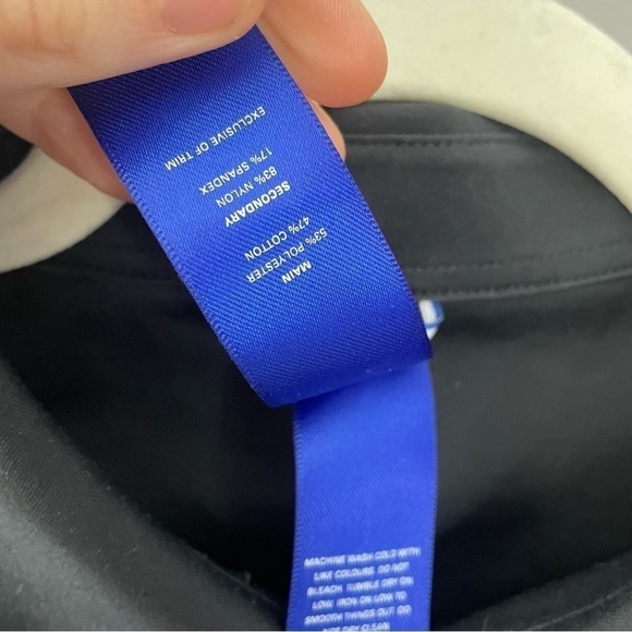 [m] NWOT Kit & Ace Women’s Black Button-Down Short Sleeve Shirt - Picture 14 of 15